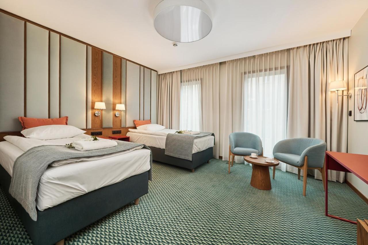 Gwarna City Center By Renters Aparthotel *