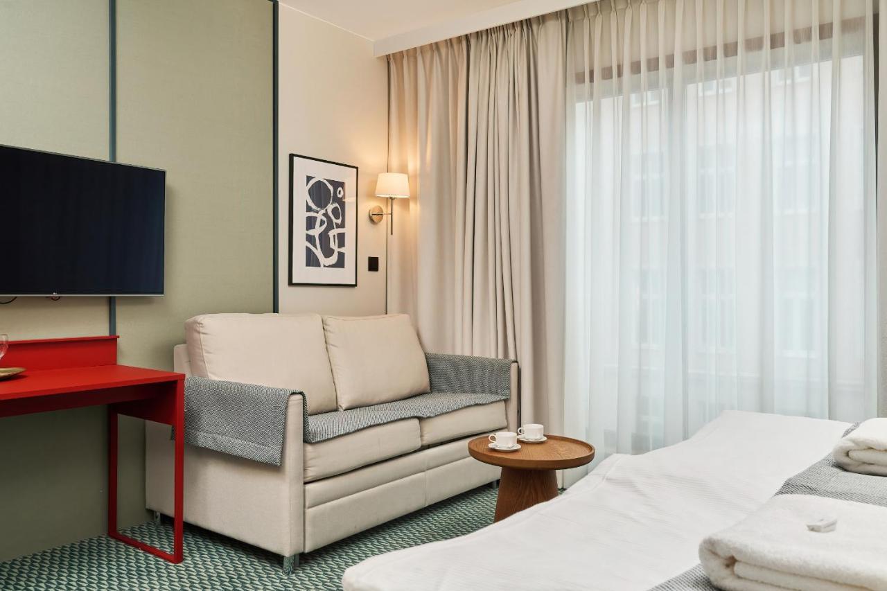 Aparthotel Gwarna City Center By Renters