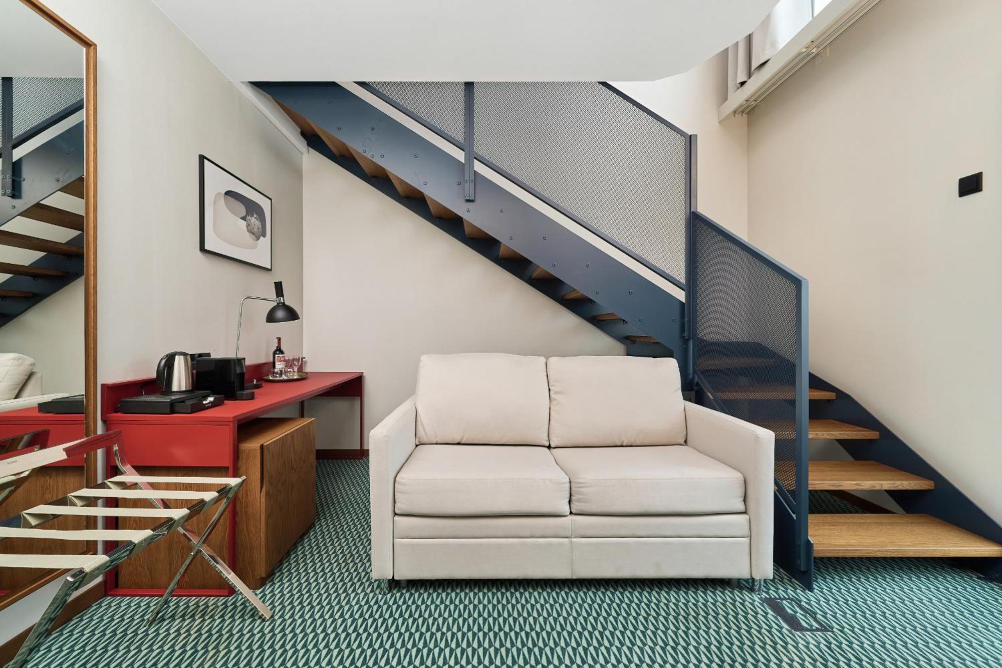 Gwarna City Center By Renters Aparthotel *